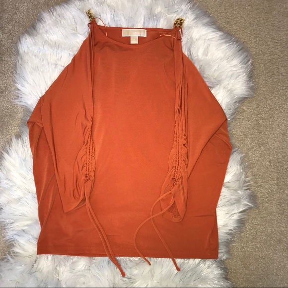 *LIKE NEW MICHAEL KORS Cold Shoulder Top - Picture 8 of 8